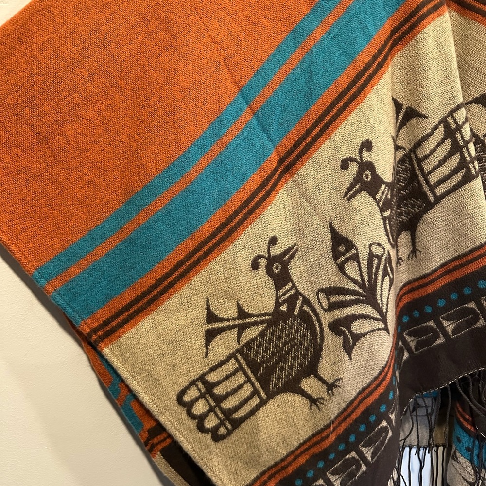 “Ancestral Spirits” Hooded Fashion Wrap by Kewa Pueblo Artist Robert Tenorio - Picture 5 of 7